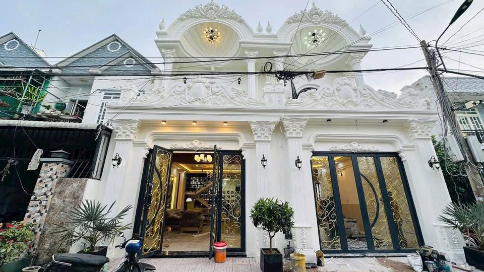 Nhà bán tại Rạch Kiến, Long An 100m² giá 3.3 tỷ - Thương lượng ngay!