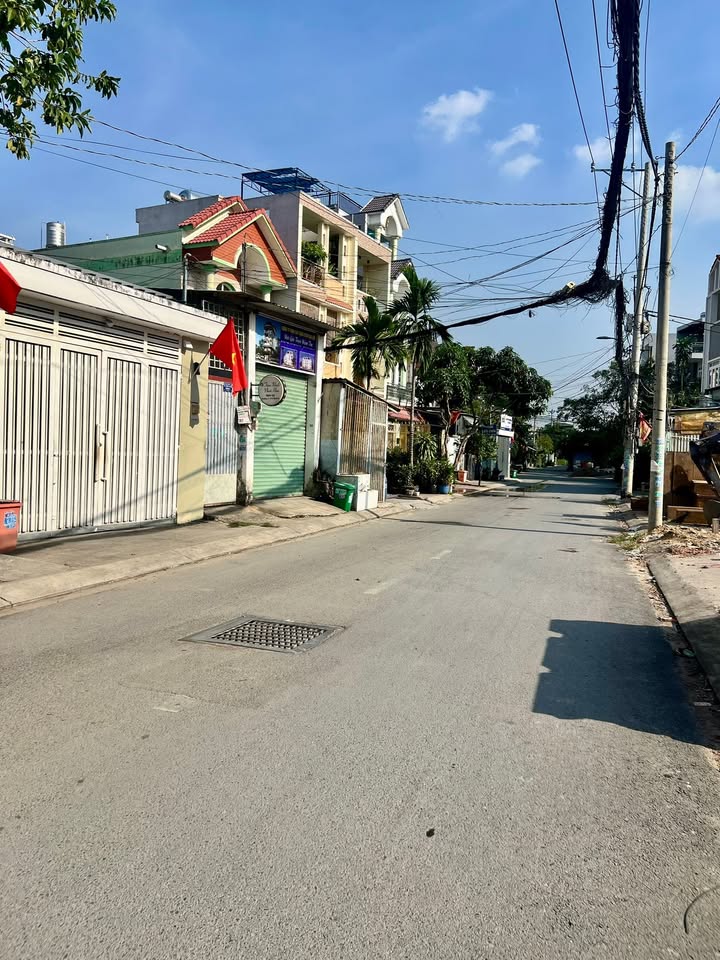 Đất nền Tăng Nhơn Phú B 124m² giá 8.25 tỷ - Cặp đất vàng hiếm có!