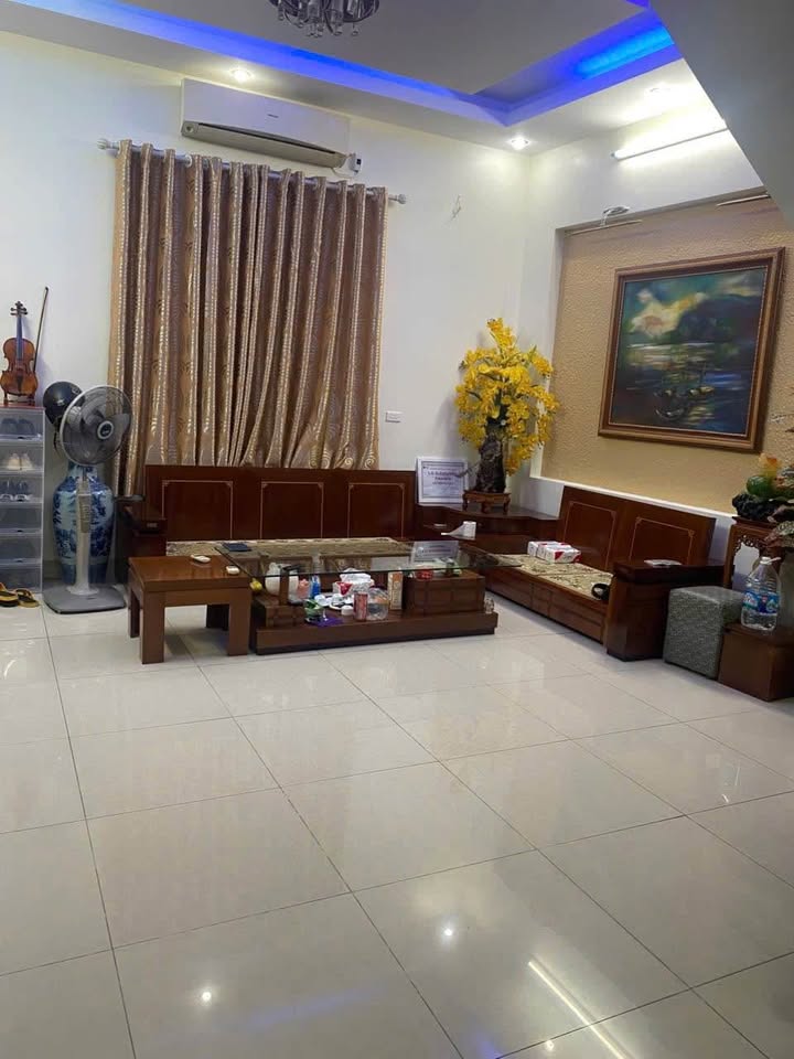 Nhà phố Chợ Con, Hải Phòng 47.5m² giá 3.3 tỷ - Chính chủ bán gấp!