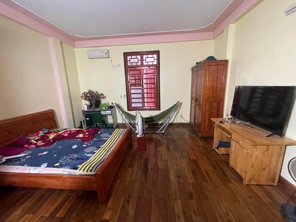 Nhà phố Lữ Đoàn 170, Hạ Long 75m² giá 5 tỷ - Cách đường bao biển chỉ vài bước!