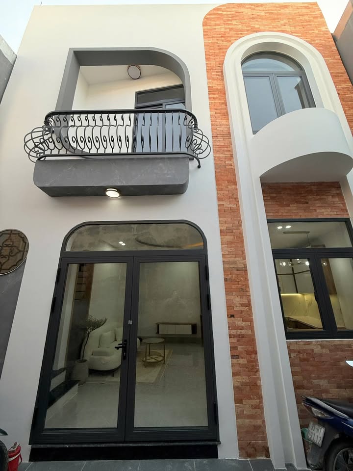 Nhà riêng 40m² quận Ninh Kiều giá chỉ 2.25 tỷ - Gần Vincom!