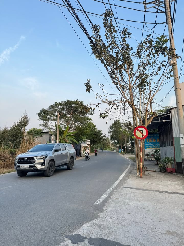 Đất nền Trương Vĩnh Nguyên Cần Thơ 139m² giá 1.25 tỷ - Sổ hồng riêng, vị trí đắc địa!