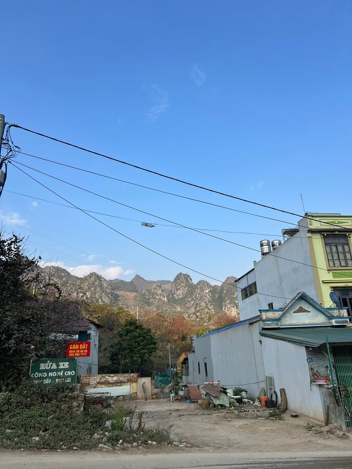 Bán đất mặt đường chính thị trấn Đồng Văn 278m² giá 8 tỷ - Tiềm năng sinh lời cao!