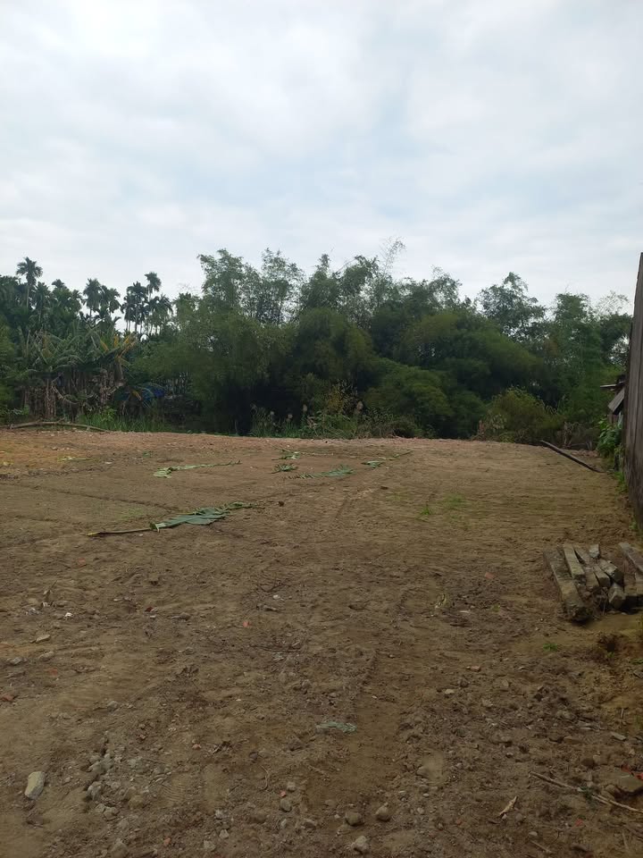 Đất vườn Quảng Phú 700m² giá 2 tỷ - Tiềm năng phân lô tuyệt vời!