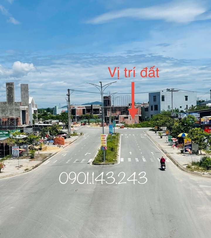 Đất nền góc Lý Thường Kiệt, Tam Kỳ 256m² giá 5 tỷ - Vị trí kinh doanh đắc địa!