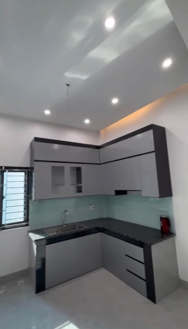 Nhà 3 tầng đẹp tại Phường Kỳ Bá 114m² - Vị trí đắc địa, giá thỏa thuận!