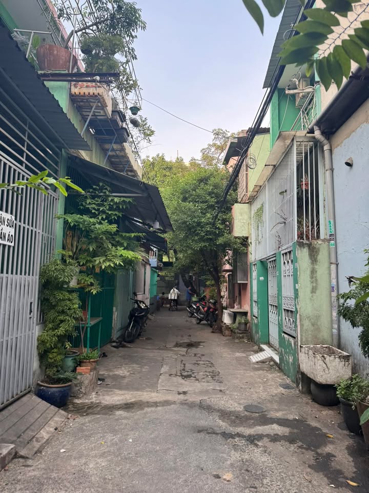 Nhà bán Hẻm Luỹ Bán Bích, Q Tân Phú 46m² giá 4.15 tỷ - Sổ hồng chính chủ, bớt lộc!