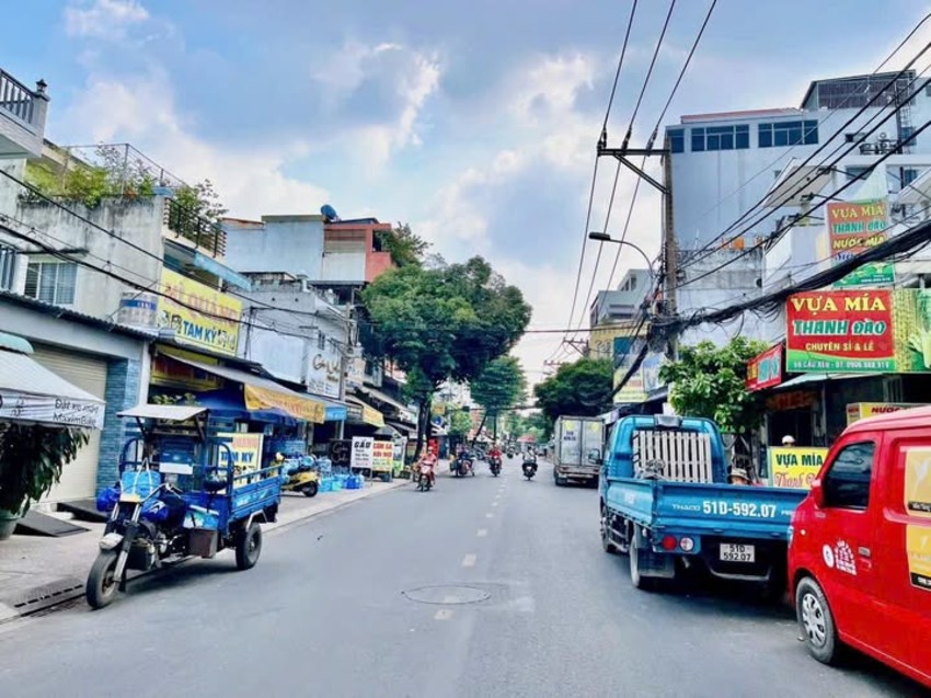 Mặt tiền kinh doanh Cầu Xéo Tân Sơn Nhì 72m² giá 9.x tỷ - Cơ hội đầu tư sinh lời!