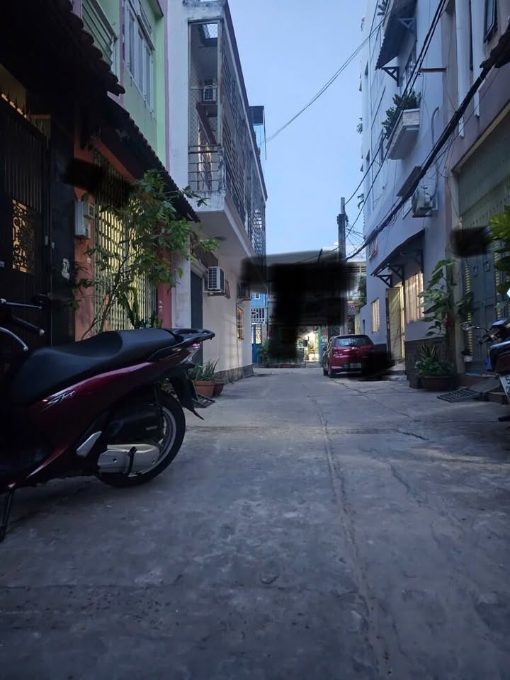 Nhà hẻm xe hơi Phan Sào Nam, Tân Bình 65m² giá 12.5 tỷ - Full nội thất cao cấp!