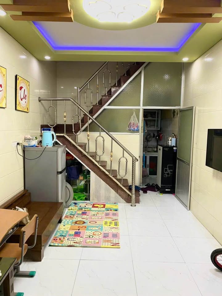 Nhà phố lô góc 2 mặt thoáng tại 312 Tô Hiệu, Hải Phòng 44m² - Sẵn sàng vào ở ngay!