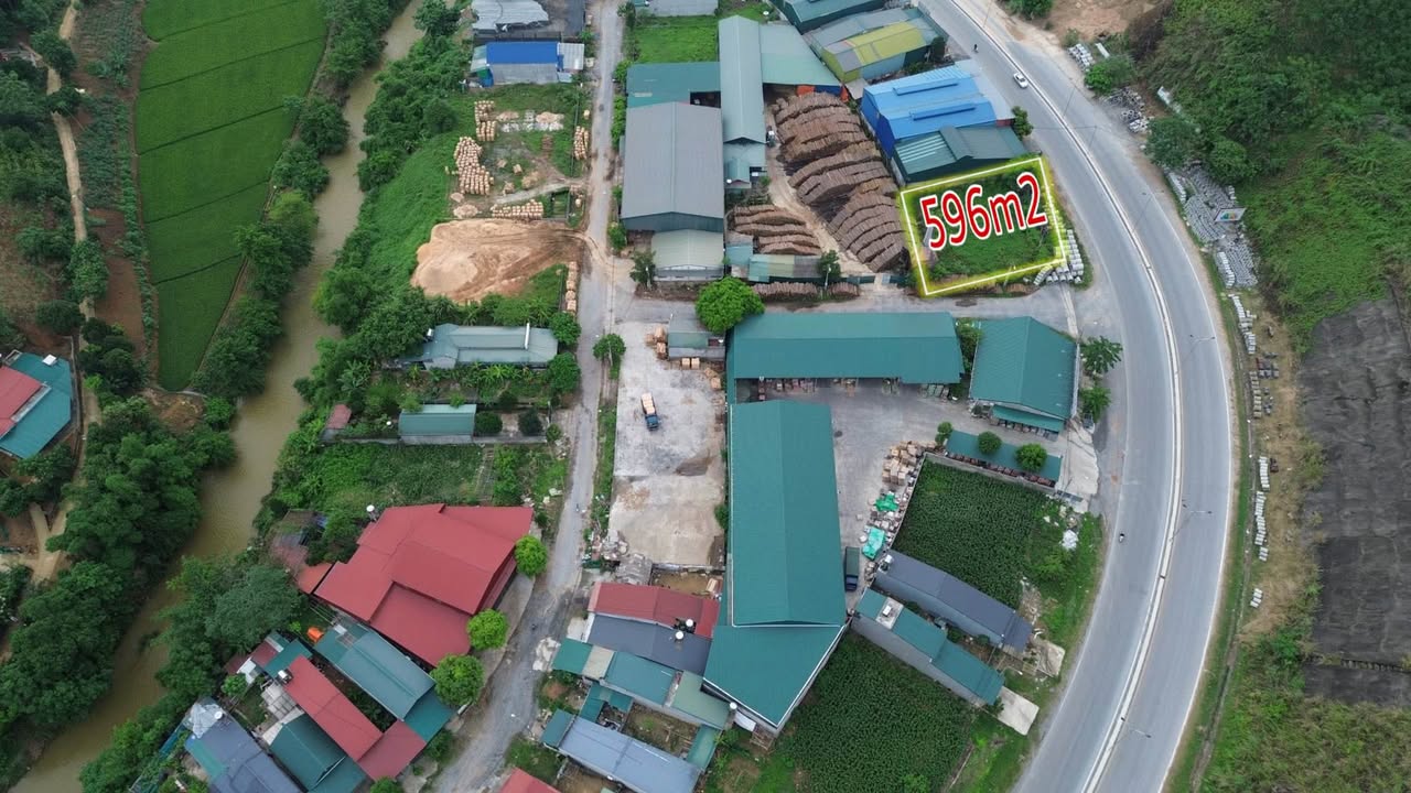 Đất thương mại dịch vụ Bản Phiệt 596m² giá 2.x tỷ - Tiềm năng phát triển lớn!