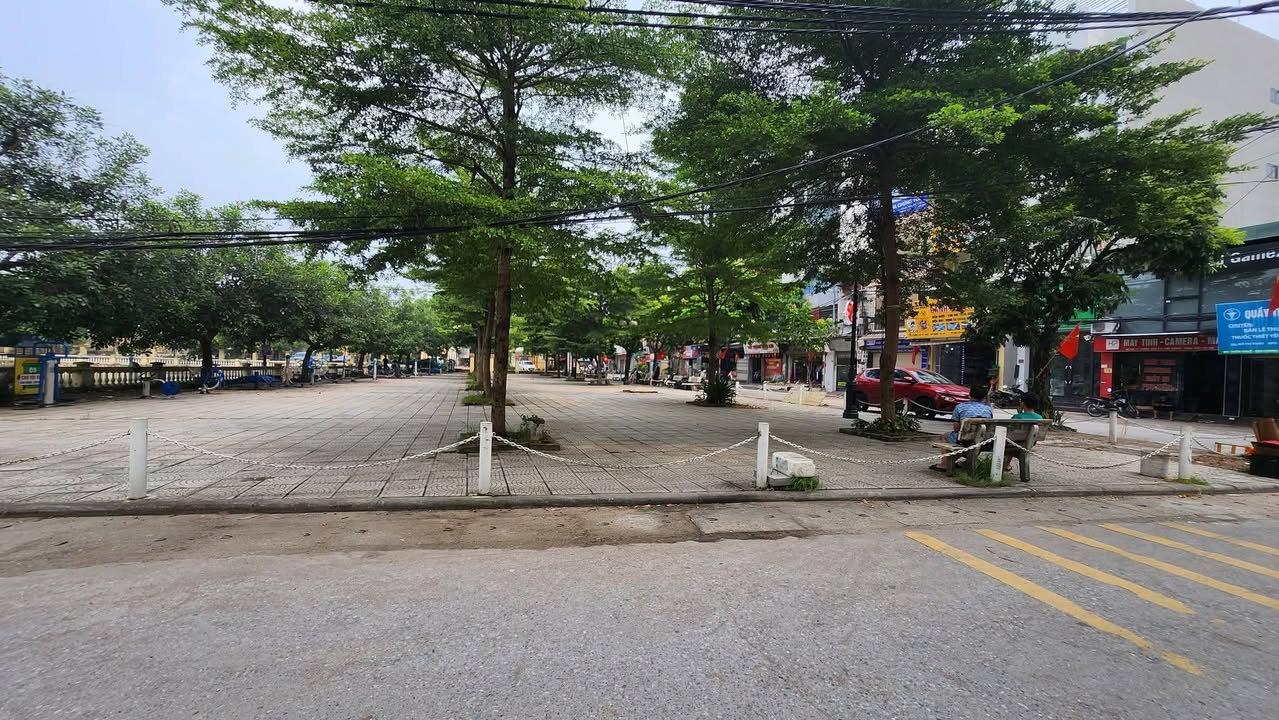 Đất Kim Chung Đông Anh 50m² giá 4 tỷ - Nhà C4 ô tô đỗ cửa!