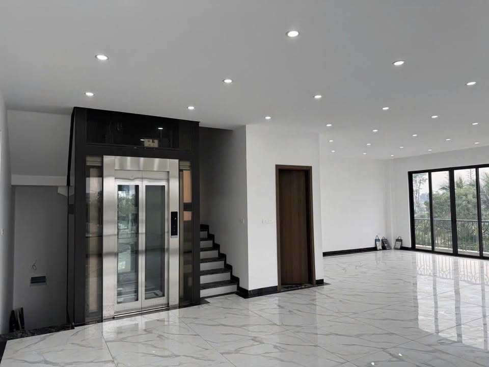 Căn hộ Vinhomes Ocean Park Gia Lâm 210.4m² giá 30 triệu - Full nội thất, cho thuê ngay!