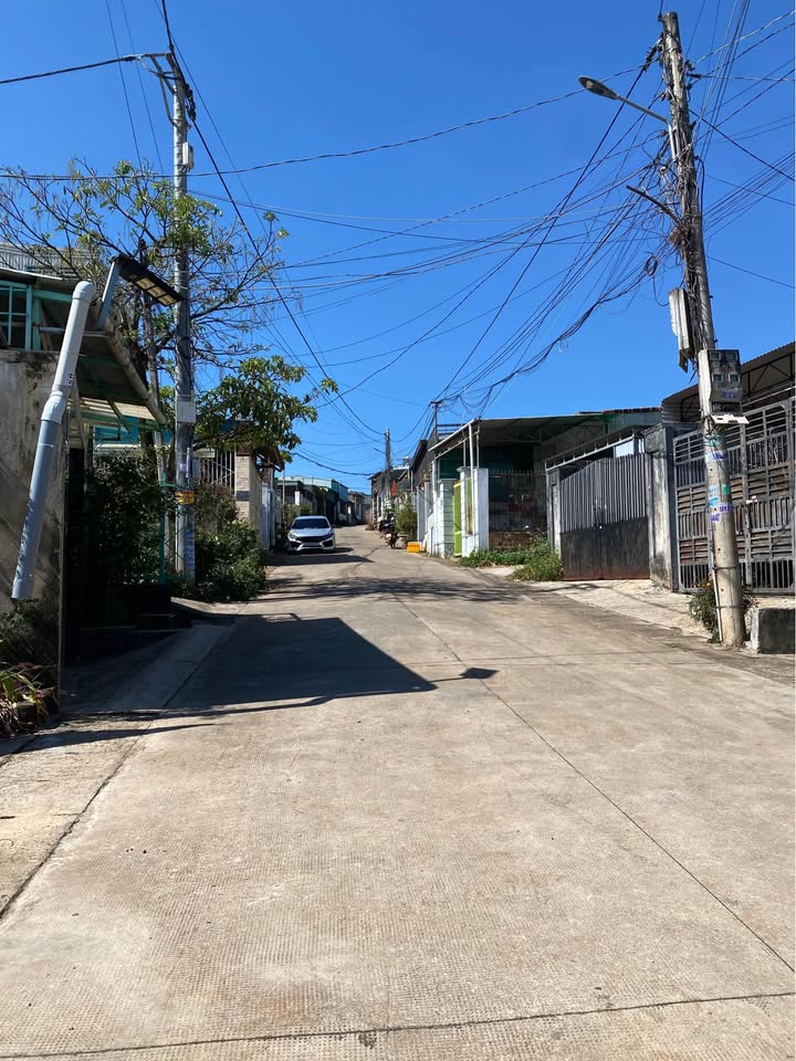 Lô Đất 2 Mặt Tiền Hẻm 94, Phù Đổng 134m² giá 1.7 tỷ - Đường ô tô né nhau, Tiện ích đầy đủ!