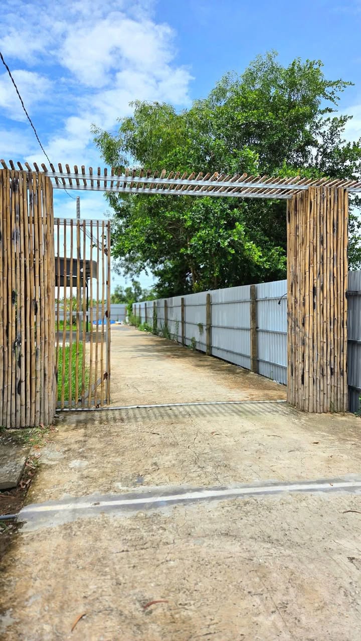 Bán nhà vườn nghỉ dưỡng Phan Văn Nhờ Rạch Giá 1500m² - Giá tốt thương lượng!