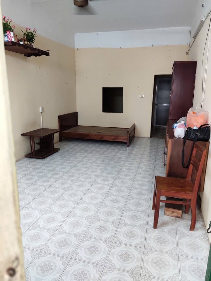 Căn hộ tập thể 24 Quan Nhân 40m² giá 6 triệu - Sẵn sàng vào ở ngay!