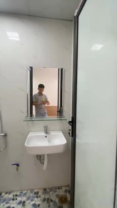 Nhà cho thuê tại Kim Giang, 35m² giá thỏa thuận - Full đồ mới tinh, ô tô đỗ cửa!