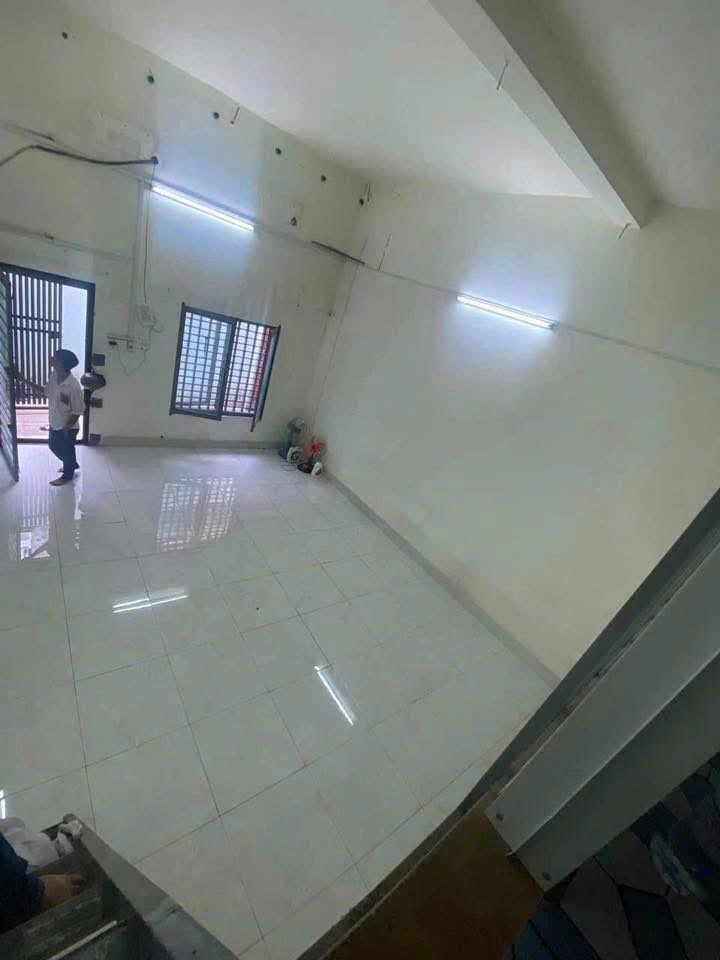 Nhà cho thuê hẻm Phước Long B, Thủ Đức 50m² giá 5 triệu - Tiện nghi đầy đủ!