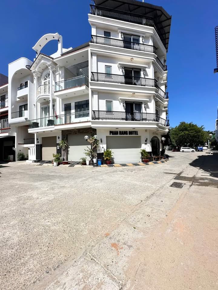 Đất K1 Phan Rang 73.2m² giá 3.4 tỷ - Lô góc 2 mặt tiền tuyệt đẹp!