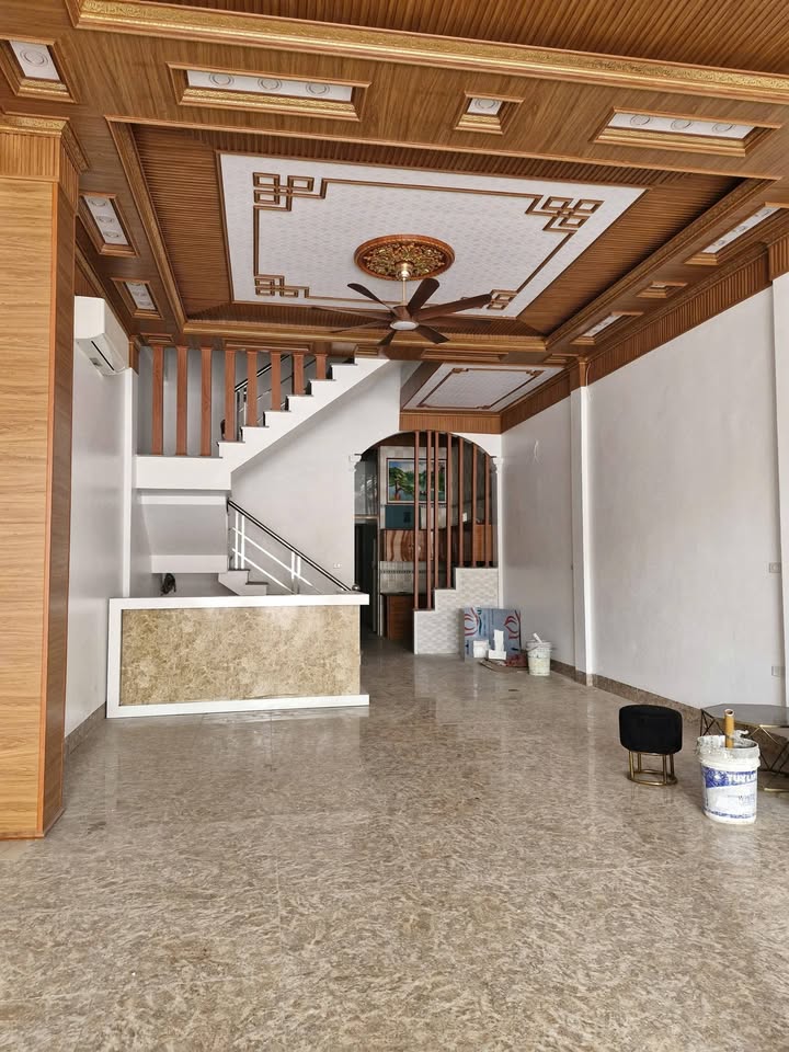 Bán gấp nhà 3 tầng mặt tiền 5.4m tại Quốc Lộ 1A, TP Tam Điệp - Giá chỉ 4.7 tỷ!