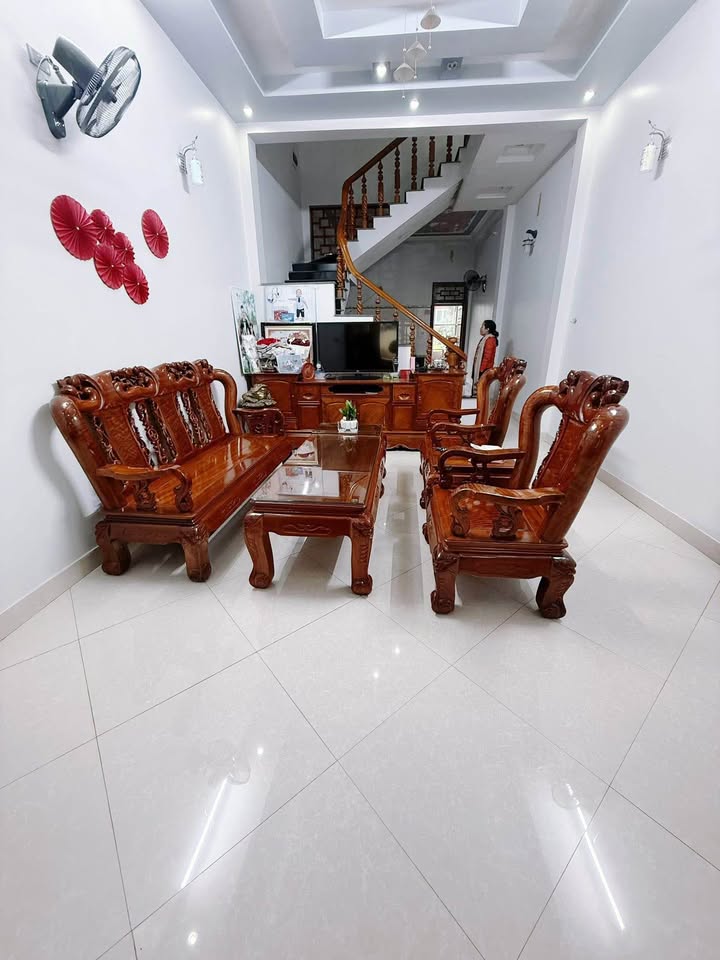 Nhà mặt tiền Nguyễn Văn Linh, 88m² giá 2.9 tỷ - Kinh doanh thuận lợi!