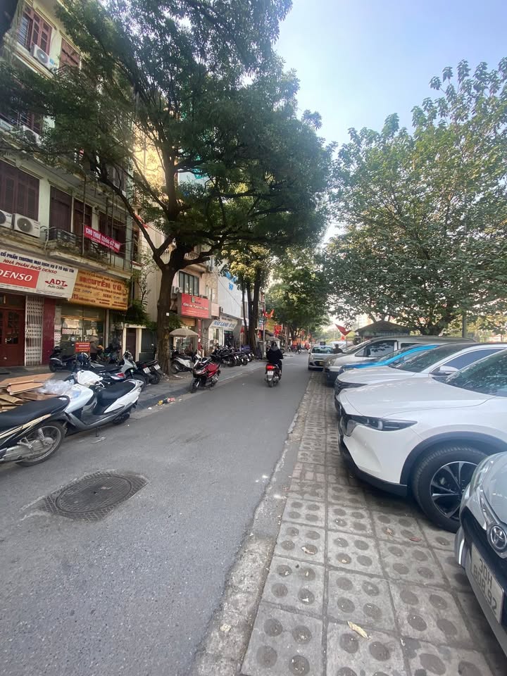 Mặt Phố Lạc Nghiệp – Trần Khát Chân 38m² - Tuyến phố kinh doanh sầm uất