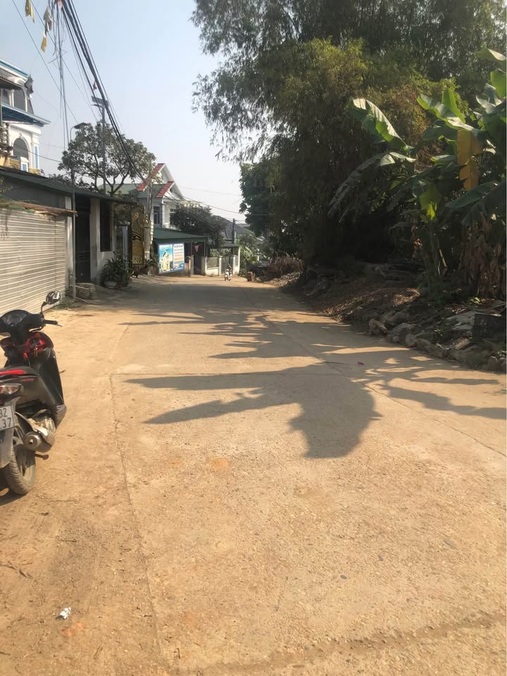 Đất nền Kim Quan, Yên Sơn 207m² giá 2.6 tỷ - Tiện kinh doanh, vị trí đẹp!