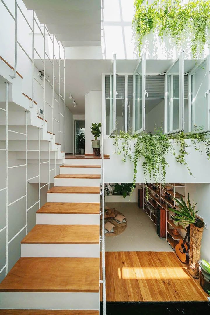 Nhà 3 tầng mặt tiền tại KĐT Hoà Xuân Đà Nẵng 100m² giá 8.55 tỷ - Thiết kế hiện đại, vào ở ngay!