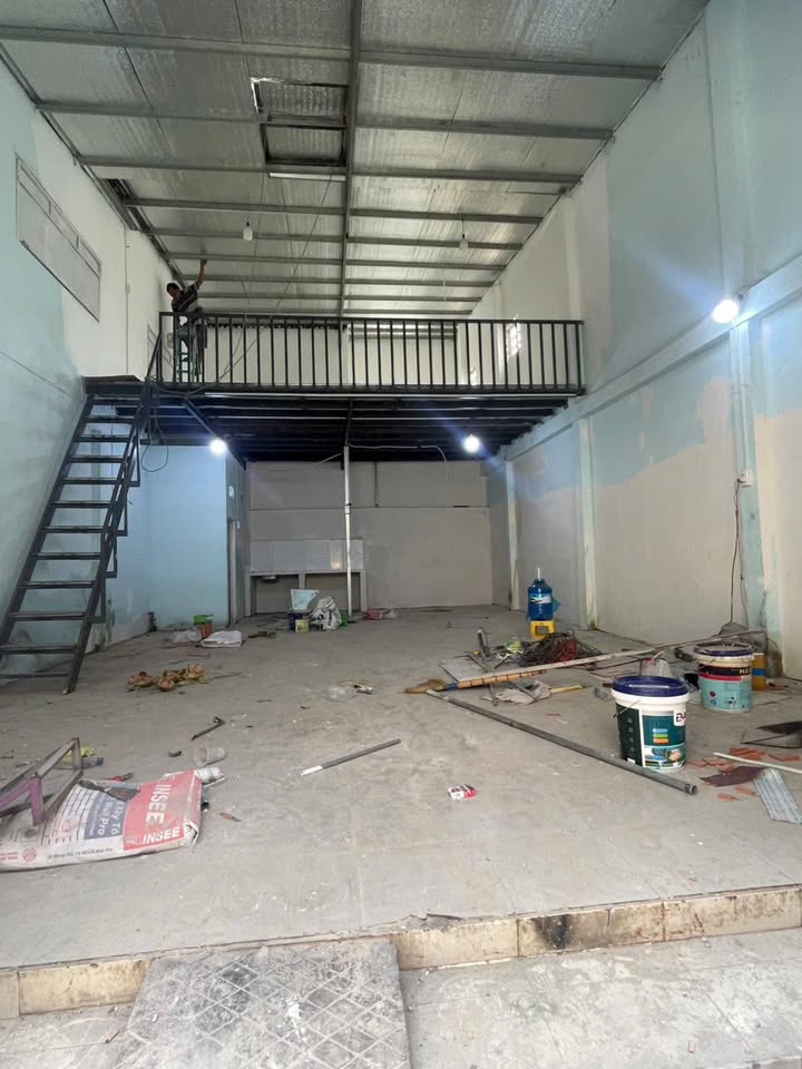 Nhà cho thuê hẻm Lương Thế Vinh, Tân Phú 72m² giá 7 triệu - Sẵn sàng vào ở!