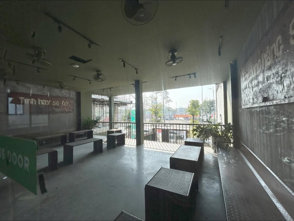 Nhà mặt tiền cho thuê Hồ Tùng Mậu 300m² giá 60 triệu - Vị trí đắc địa cho kinh doanh!