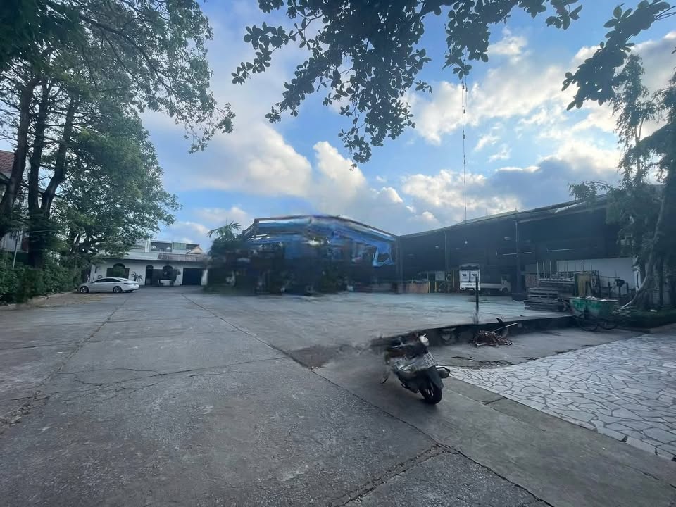 Mặt bằng cho thuê Phường Hà Huy Tập 2000m² giá 100 triệu - Phù hợp kinh doanh nhà hàng và trường học!