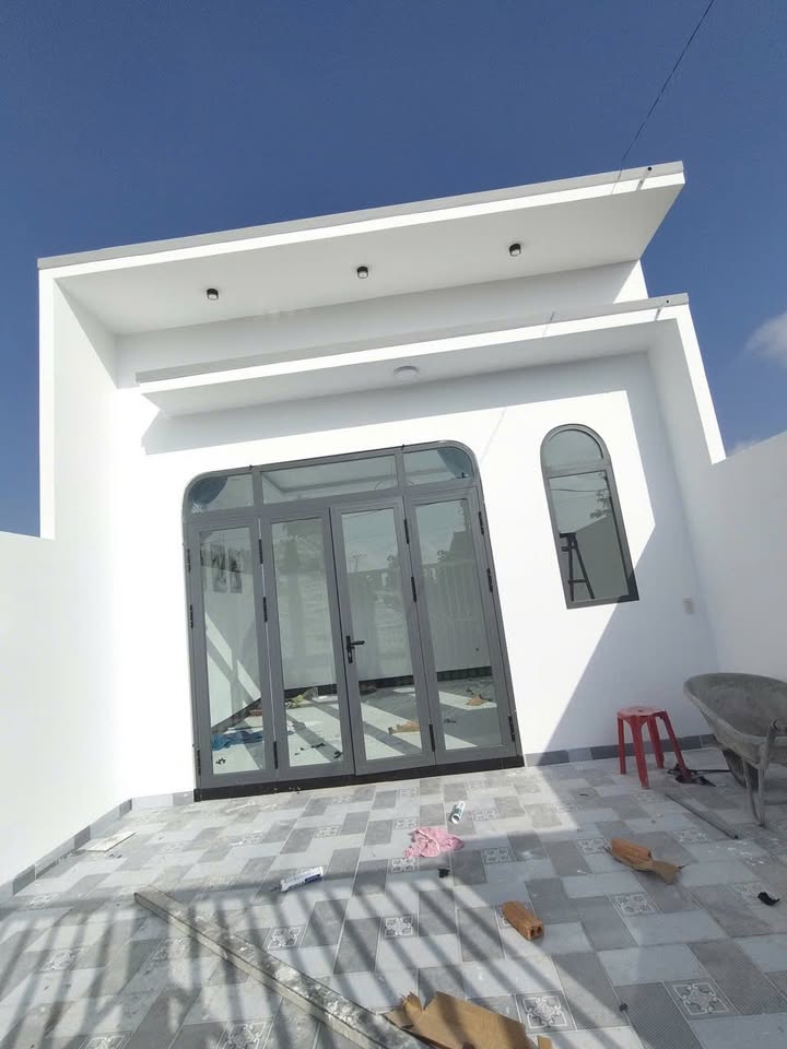 Nhà phố Hòa Thuận, Châu Thành, An Giang 100m² giá 1.19 tỷ - Sẵn sàng vào ở ngay!