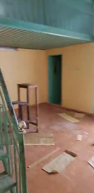 Nhà cho thuê hẻm Trần Nguyên Hãn Đống Đa 1PN giá chỉ 2 triệu/tháng - Tiện nghi đầy đủ!