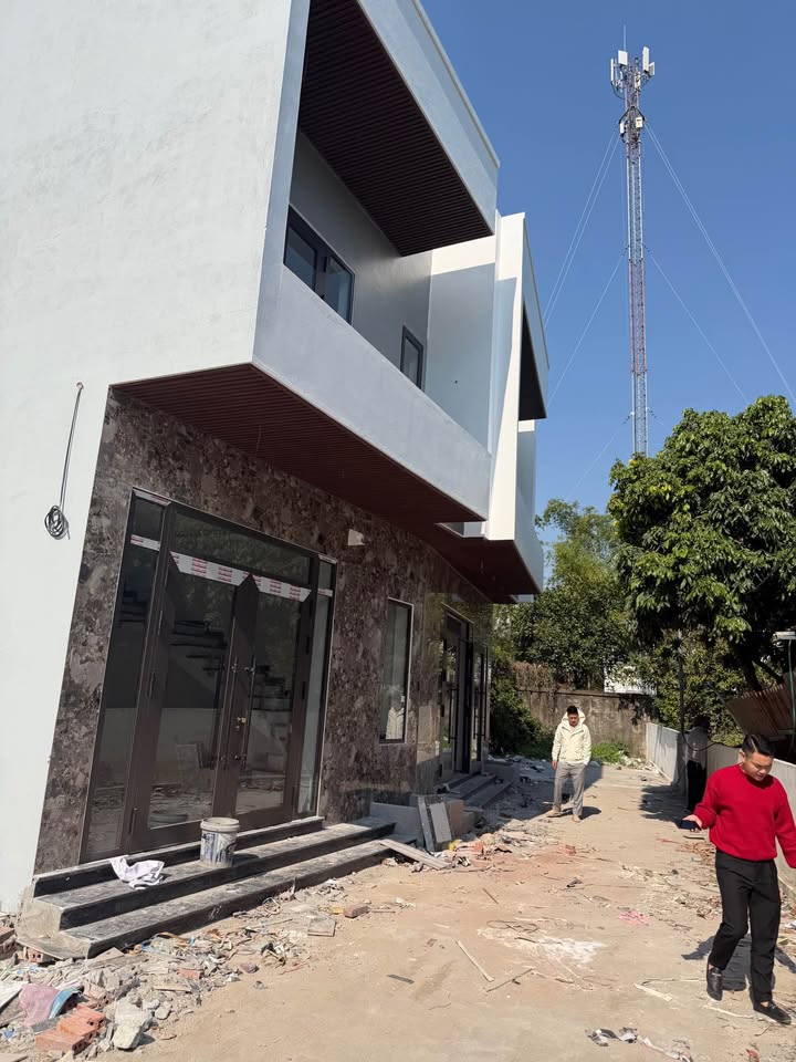 Nhà 2 tầng khu Thượng Trung, Móng Cái 90m² - Diện tích rộng, thiết kế thông minh!