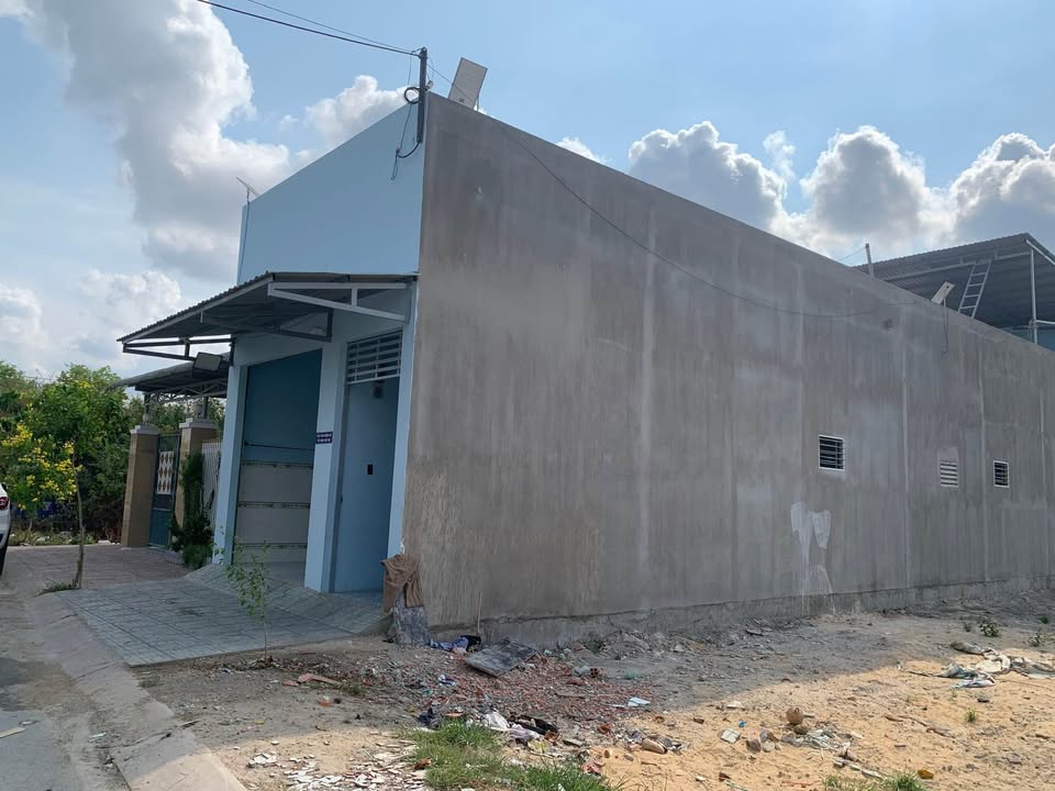 Dãy trọ cho thuê tại Đức Hòa Đông 150m² - Thu nhập ổn định 11 triệu/tháng!