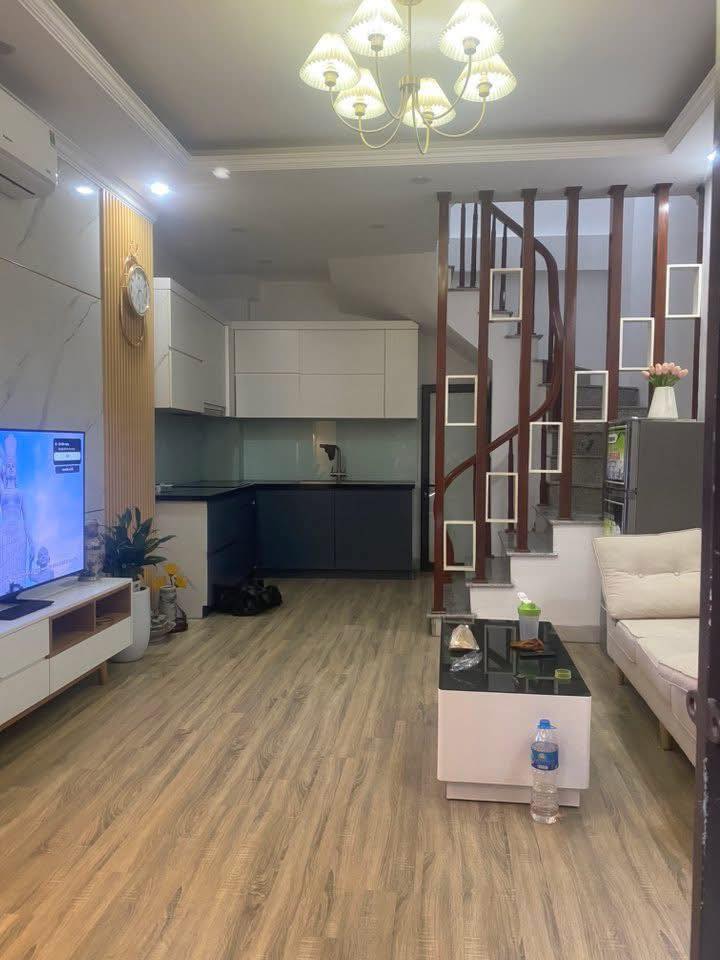 Nhà cho thuê 5 tầng tại Vân Canh, 4 phòng ngủ chỉ từ 3 triệu - Tiện nghi đầy đủ!