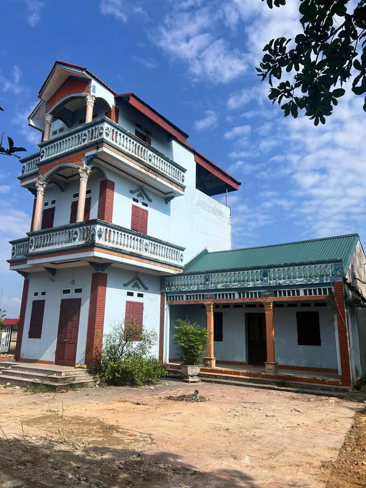 Nhà 3 tầng 233m² tại Bắc Lý, Bắc Ninh - Sẵn sàng vào ở chỉ 1 tỷ!