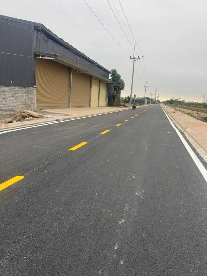 Cho thuê kho xưởng 500m² tại Ninh Sở - Thường Tín, Giá 30 triệu/tháng - Nhà xưởng mới xây, tiện nghi hiện đại!