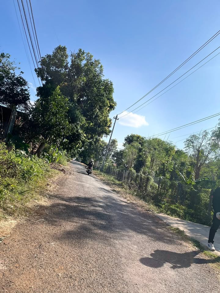 Lô đất đẹp B3 - Thôn 4 Cư Êbur 400m² giá 3.3 tỷ - Pháp lý rõ ràng