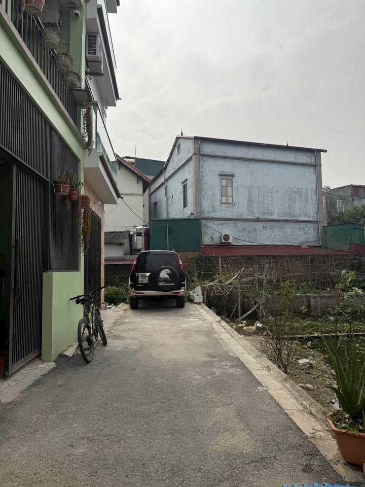 Đất Kim Sơn Gia Lâm 40m² giá 2.3 tỷ - Sổ đỏ chính chủ, sang tên ngay!