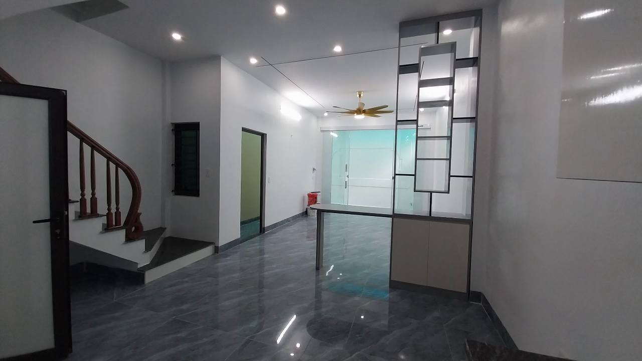 Nhà 3 tầng Phạm Ngũ Lão 54m² giá 2.345 tỷ - Xây mới, chính chủ, ô tô tránh nhau!