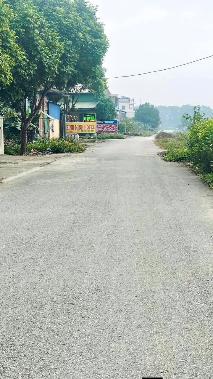 Đất trục chính Bút Sơn 100m² giá 1.3 tỷ - Vị trí đắc địa cho kinh doanh!