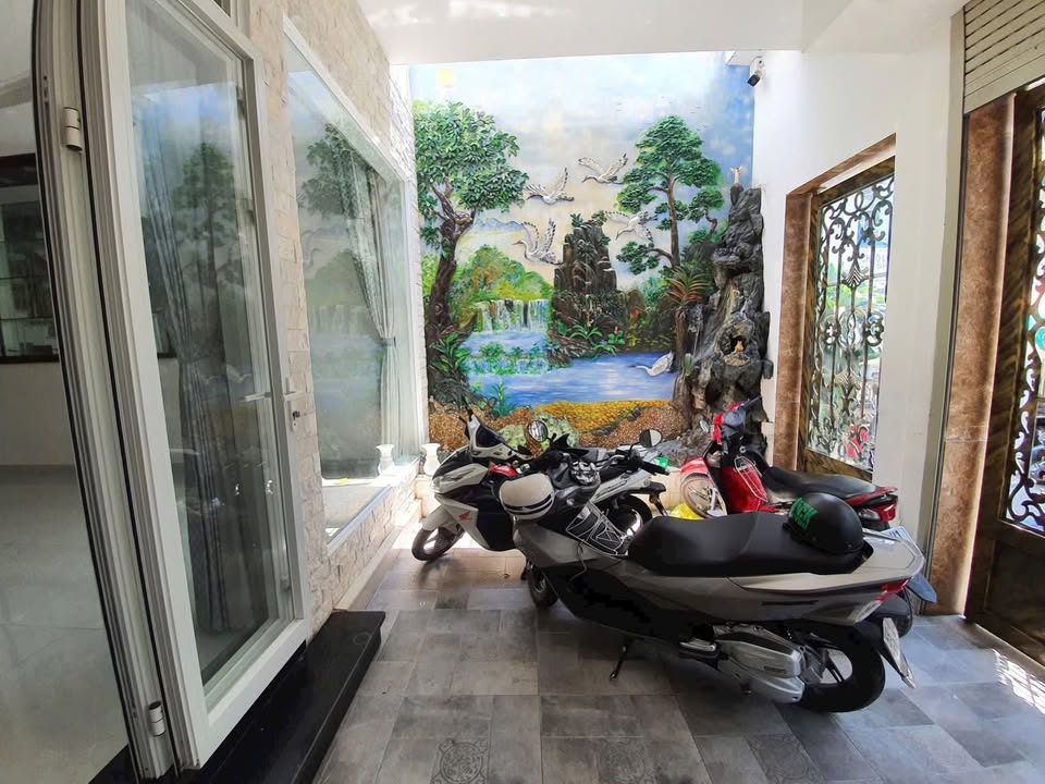 Nhà mặt tiền đường 3/2, Q10, 102m² giá 21 tỷ - Sẵn sàng vào ở ngay!