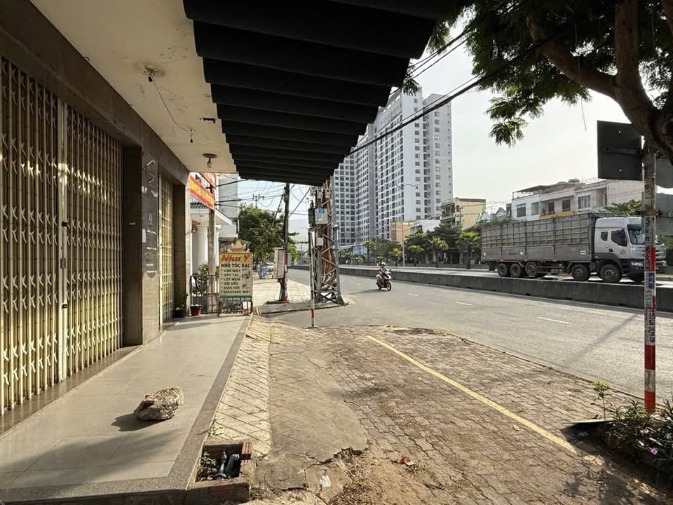 Đất mặt tiền Ngô Quyền Đà Nẵng 149m² giá chỉ 8x triệu/m² - Đầu tư sinh lời!