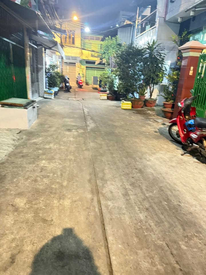 Nhà riêng Hàn Hải Nguyên, Quận 11 39m² giá 5.999 tỷ - Sổ hồng chính chủ, hoàn công đầy đủ!