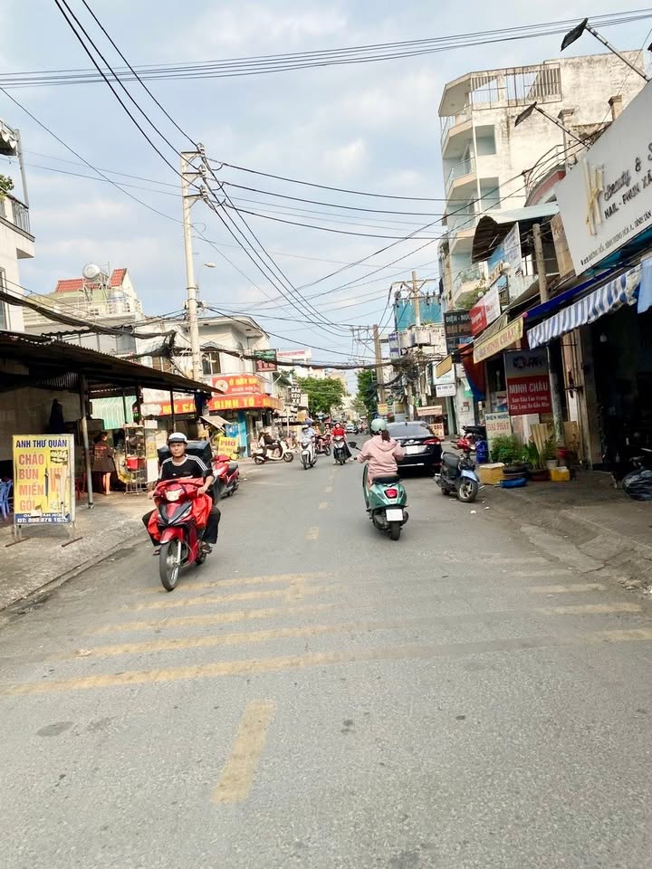 Nhà phố mặt tiền Kinh doanh Văn Cao, Tân Phú 100m² giá 7 tỷ - Đầu tư sinh lời ngay!