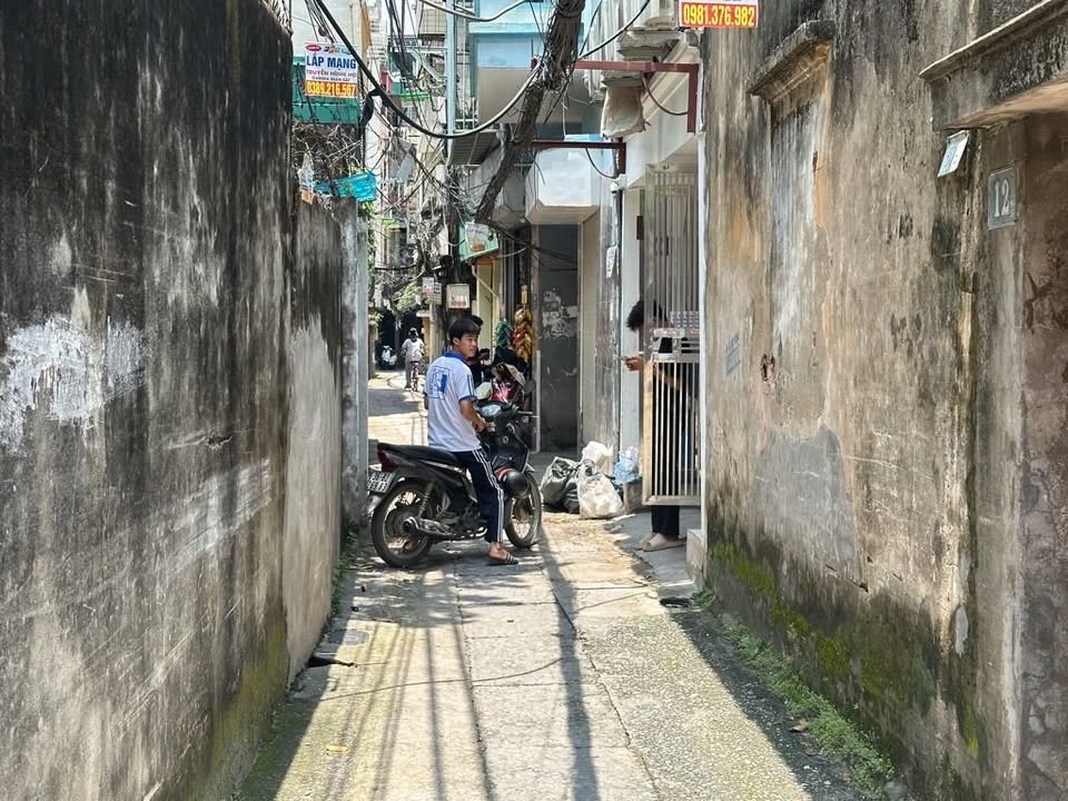 Đất nền Hoàng Mai 79m² giá chỉ 13.9 tỷ - Cần bán gấp, giảm gần 1 tỷ!