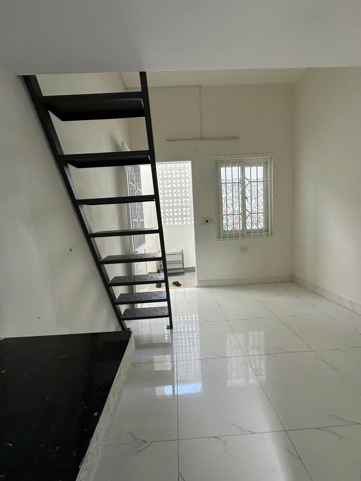 Phòng trọ K58 Ông Ích Khiêm, Hải Châu 30m² giá 3.3 triệu - Sạch sẽ, tiện nghi đầy đủ!