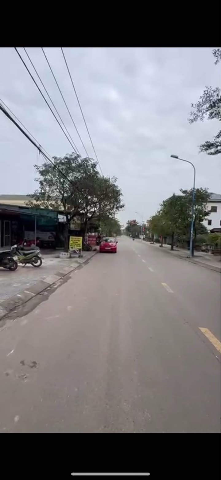 Nhà mặt tiền Nguyễn Chí Thanh, 90m² giá 2.45 tỷ - Chính chủ bán gấp!