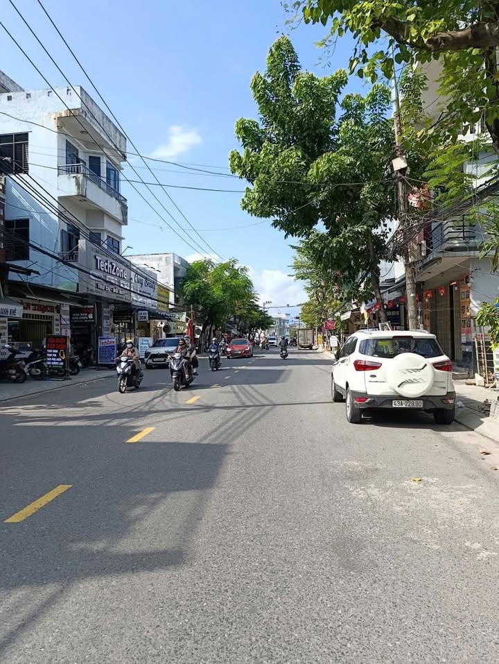 Bán nhà mặt tiền kinh doanh Dũng Sĩ Thanh Khê 110m² giá 13.5 tỷ - Đầu tư sinh lời ngay!